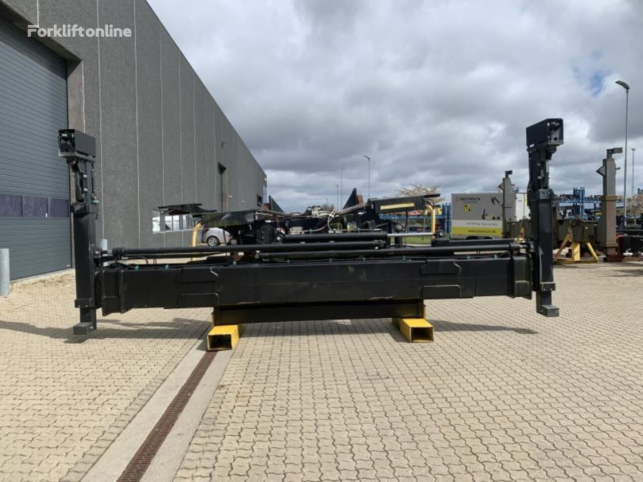 ELME 20"- 40" chassis for container handler
