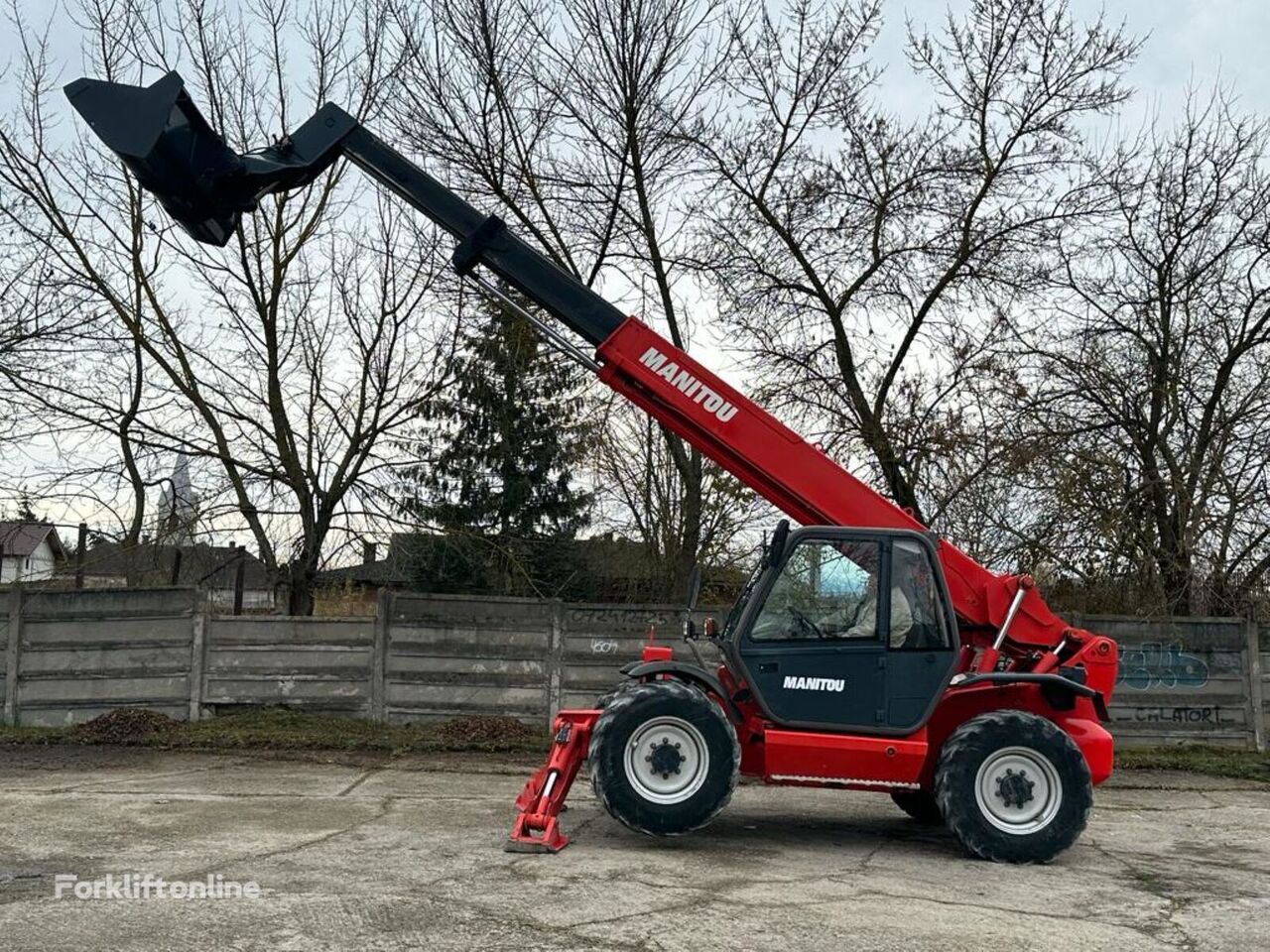 Manitou MT1435HSLT telehandler